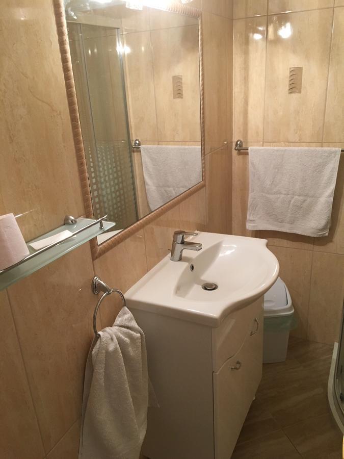 Csini Panzio Drinkbar Otel Gyál Dış mekan fotoğraf