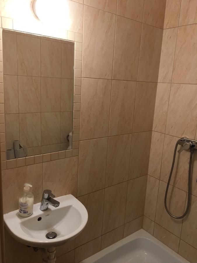 Csini Panzio Drinkbar Otel Gyál Dış mekan fotoğraf